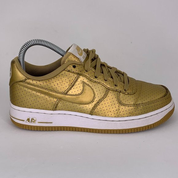 Nike Women’s Air Force 1 Gold/White Size 6.5 - Picture 3 of 11
